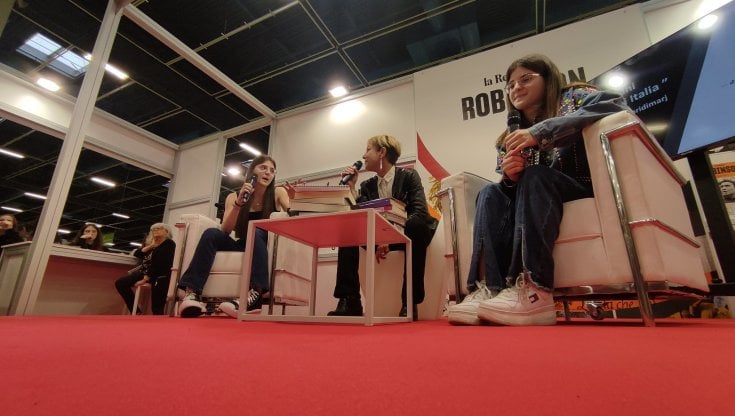 Booktok al Salone del Libro, @labibliotecadidaphne: "Le eroine dei manga ci insegnano perseveranza e determinazione"