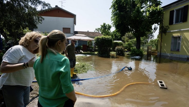 Ravenna, la vita di prima finita al macero: "Buttiamo tutto e ripartiamo"
