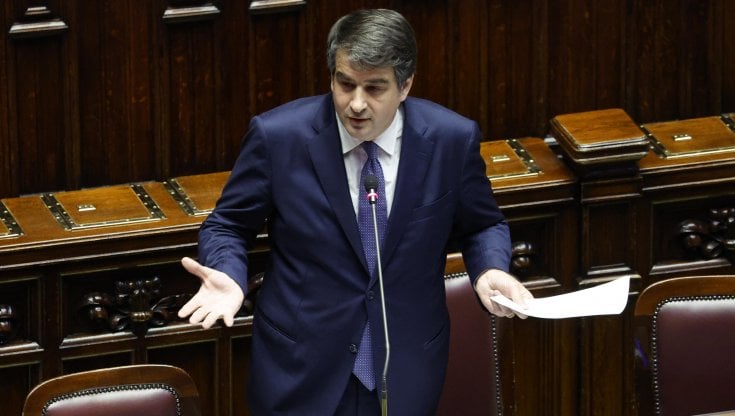 Lite tra i ministri sulle modifiche al Pnrr. Pd: "Resa del governo"