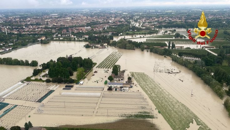 Emilia Romagna, le aziende italiane in soccorso delle aree colpite: dalle imprese donazioni e ore per prestare aiuto