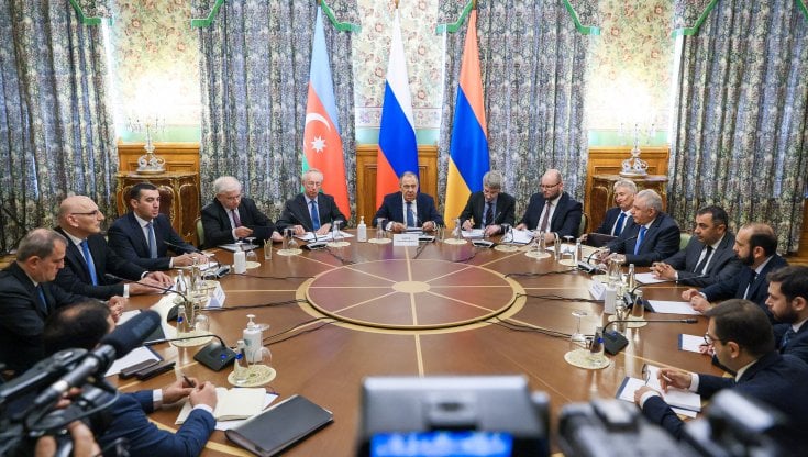 Nagorno-Karabakh, prove di pace tra armeni e azeri. La tela di Mosca