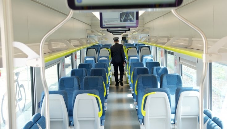 Sciopero generale 26 maggio: rischio stop per treni e scuola