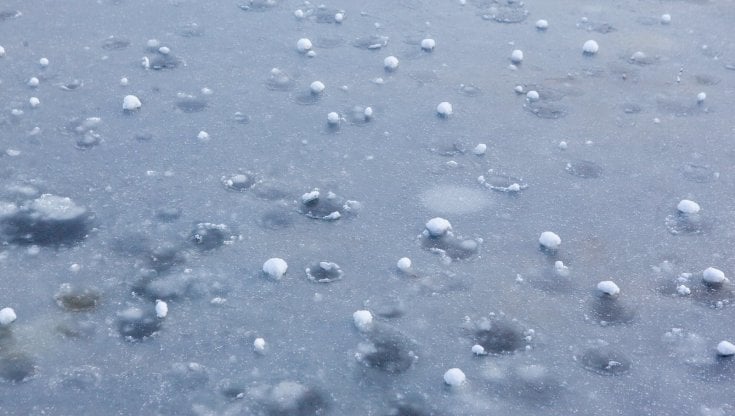 Previsioni del tempo, continua un maggio turbolento: violenti temporali con grandine