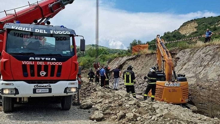 Calabria, operaio muore sul lavoro schiacciato da un masso