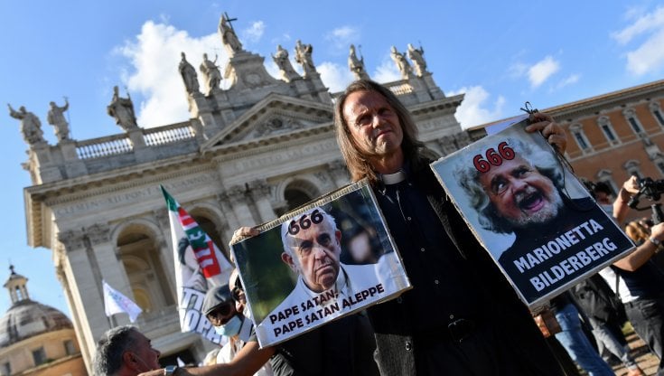 Roma, ottobre e novembre 2020: manifestazione&nbsp;No Mask (Afp via Getty Images)