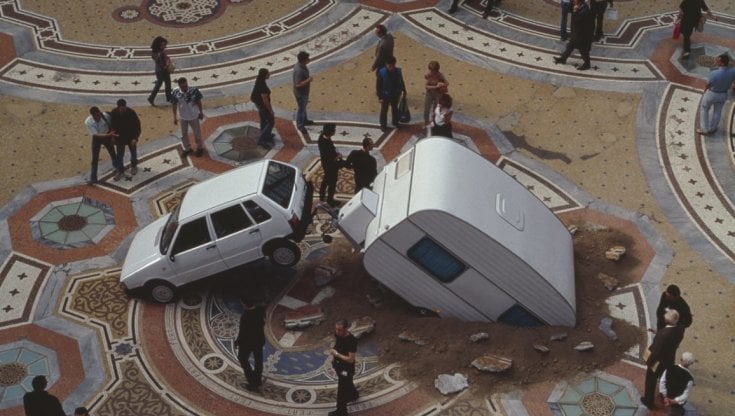 Elmgreen &amp; Dragset, Short Cut (2003), Galleria Vittorio Emanuele, Milano