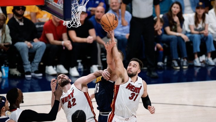 Nba, Denver-Miami 108-111: gli Heat pareggiano la serie grazie a un quarto quarto da urlo