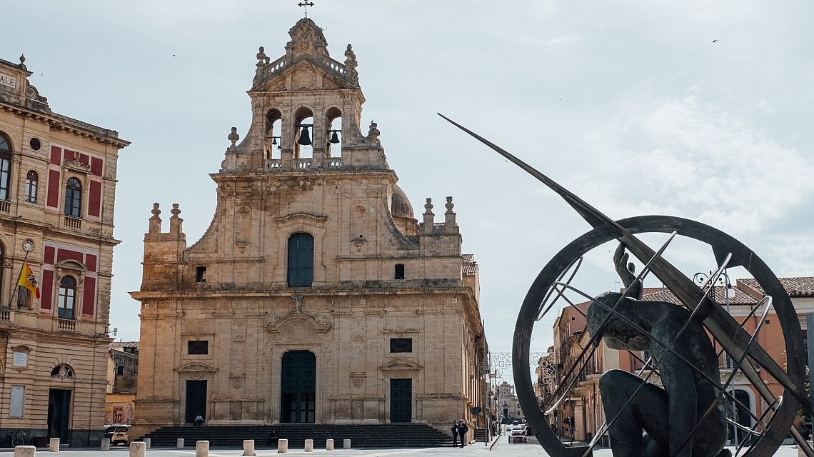 La piazza di Grammichele (foto Daniele Muratore)