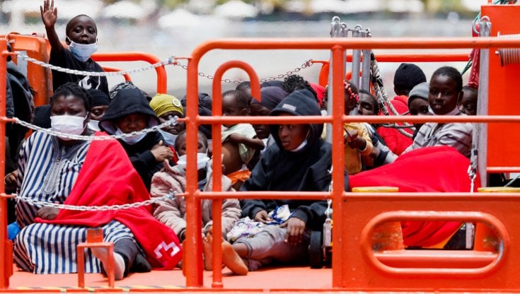 Piantedosi sul Patto Ue per asilo e migranti: "Riforma destinata a fallire". La Polonia dice no ai 22 mila euro di "penale"