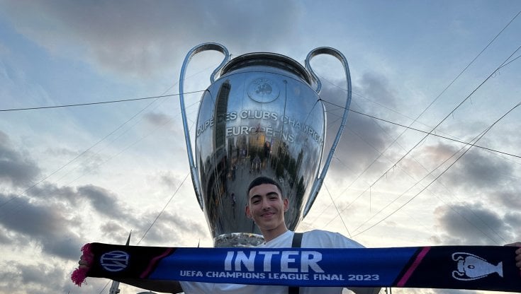 Un tifoso dell'Inter a Istanbul