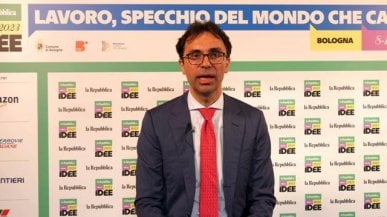 <a href="https://video.repubblica.it/dossier/la-repubblica-delle-idee-2023/unicredit-per-l-italia-taricani-in-arrivo-la-seconda-edizione-di-10-miliardi-per-la-crescita-dell-italia/446704/447669" fck_savedurl="">Unicredit per l'Italia, Taricani: "In arrivo la seconda edizione di 10 miliardi per la crescita dell'Italia"</a>
