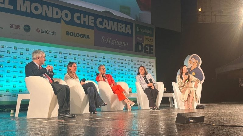 Annunziata: "Vogliono fare della Rai l'Istituto Luce di un premier eletto in modo diretto"