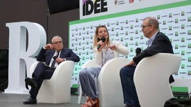 <a href="https://video.repubblica.it/dossier/la-repubblica-delle-idee-2023/repubblica-delle-idee-2023-casa-meloni-con-filippo-ceccarelli-e-francesco-merlo/446925/447891">Casa Meloni con Filippo Ceccarelli e Francesco Merlo </a>
