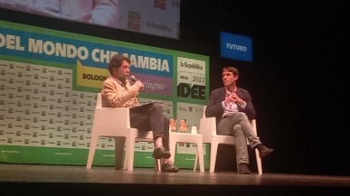 Cacciari: "Dal governo misure casual per il lavoro. Schlein? Non ho doti profetiche"