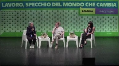 Cristina Fogazzi: "Per tutti sono un fenomeno social, ma se fossi uomo sarei genio". Cathy La Torre: "Che vittoria la condanna di FdI sui due pap&agrave;" <a href="https://video.repubblica.it/dossier/la-repubblica-delle-idee-2023/repubblica-delle-idee-2023-fogazzi-estetista-cinica-il-mercato-lo-fanno-le-donne-ma-non-abbiamo-conti-correnti/447037/448003"><strong>Video</strong></a>