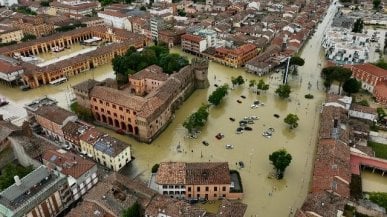 <a href="https://video.repubblica.it/edizione/bologna/questa-e-l-acqua-i-giorni-dell-alluvione-in-romagna/446777/447742" fck_savedurl="">"Questa &egrave; l'acqua". I giorni dell'alluvione in Romagna</a>