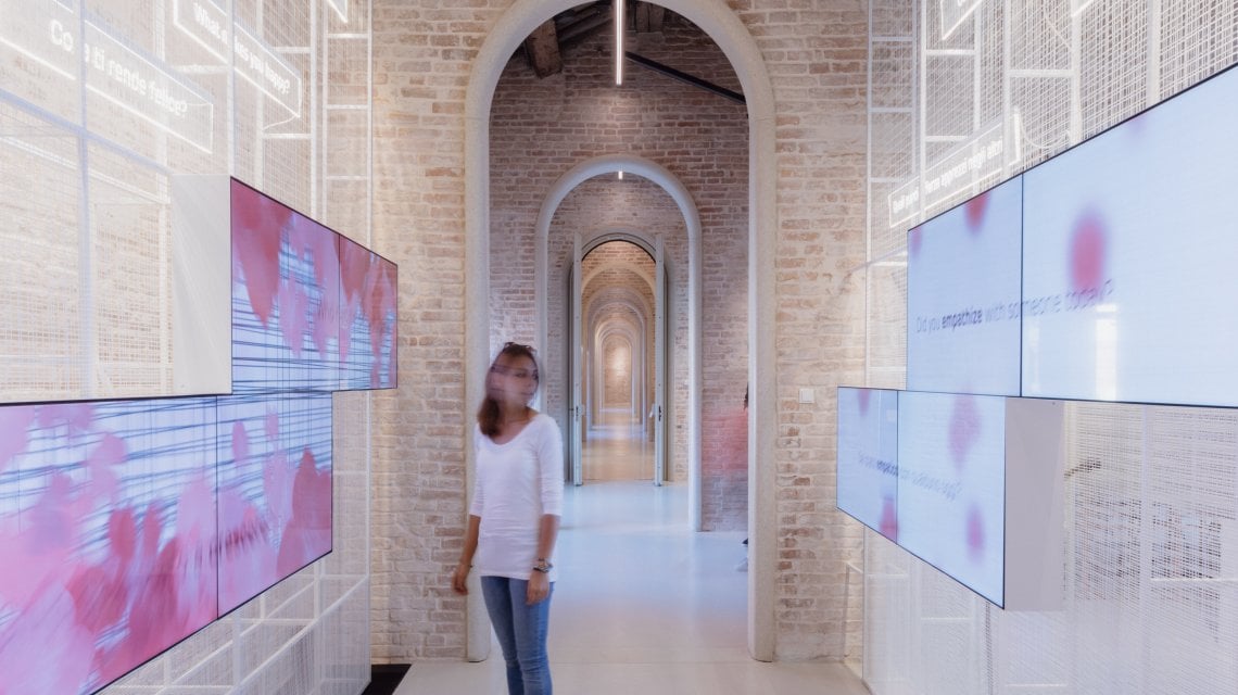 L'ingresso del percorso della mostra permanente A World of Potential di The Human Safety Net