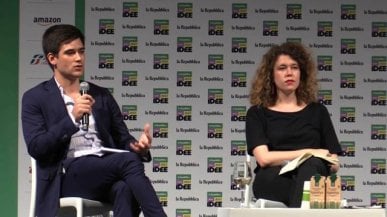 <a href="https://video.repubblica.it/dossier/la-repubblica-delle-idee-2023/repubblica-delle-idee-2023-mazzariol-nel-mondo-del-lavoro-c-e-vera-e-propria-discriminazione-verso-i-giovani/447131/448097" fck_savedurl="">Giacomo Mazzariol: "Nel mondo del lavoro c'&egrave; vera e propria discriminazione verso i giovani"</a>