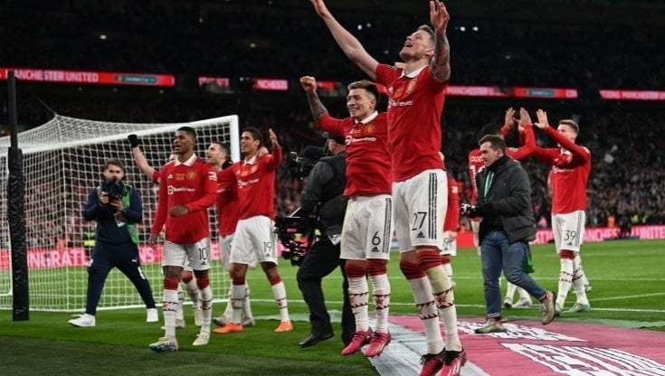 Il Qatar pronto a prendersi anche il Manchester United: accordo a un passo