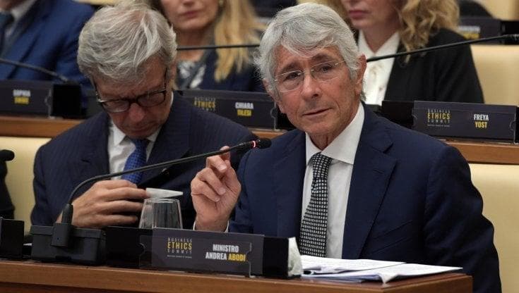 Il ministro per lo Sport Andrea Abodi
