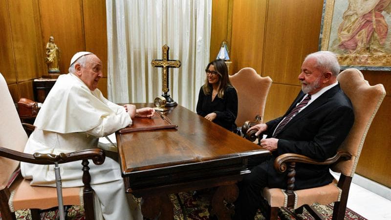 Il Papa abbraccia Lula, dal Sud del mondo una speranza di pace