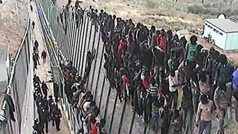 Spagna e Marocco: finora nessuna indagine per cercare i colpevoli dei 37 immigrati sudsahariani morti durante gli scontri a Melilla nel giugno 2022
