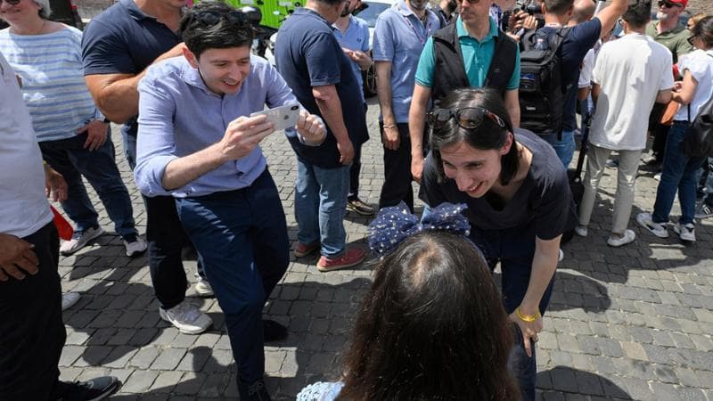 Roberto Speranza e Elly Schlein durante la manifestazione della Cgil per la sanit&acirc; pubblica&nbsp;
