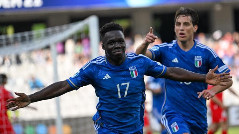 L’Italia soffre ma batte 3-2 la Svizzera. Il Var non c’è, e stavolta gli azzurrini ringraziano