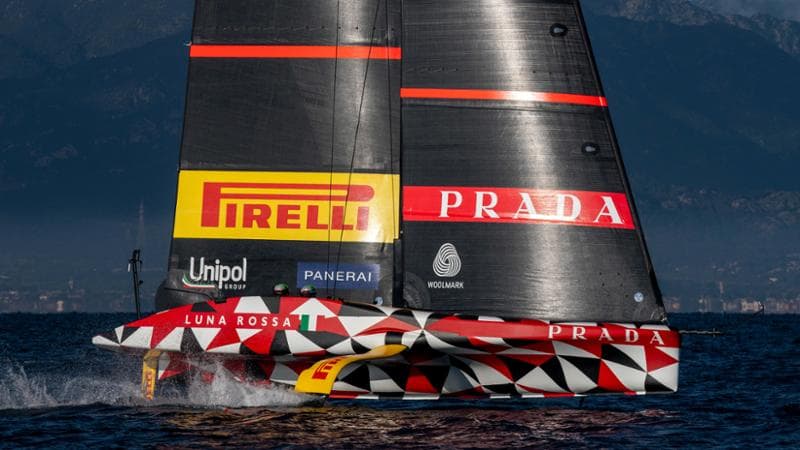 Il prototipo 12 metri di Luna Rossa in allenamento a Cagliari&nbsp;(Luna Rossa Prada Pirelli)
