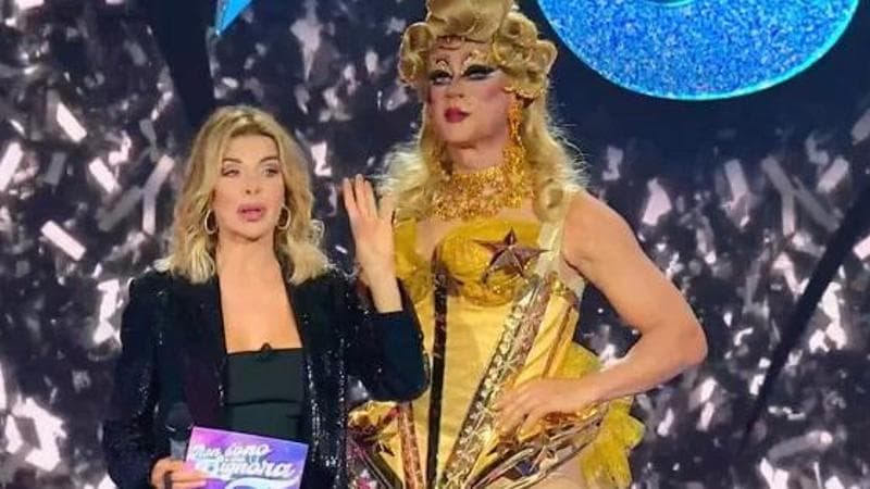 Rocco Siffredi veste i panni di una drag queen: “Insegniamo ai nostri ragazzi a non aver paura”