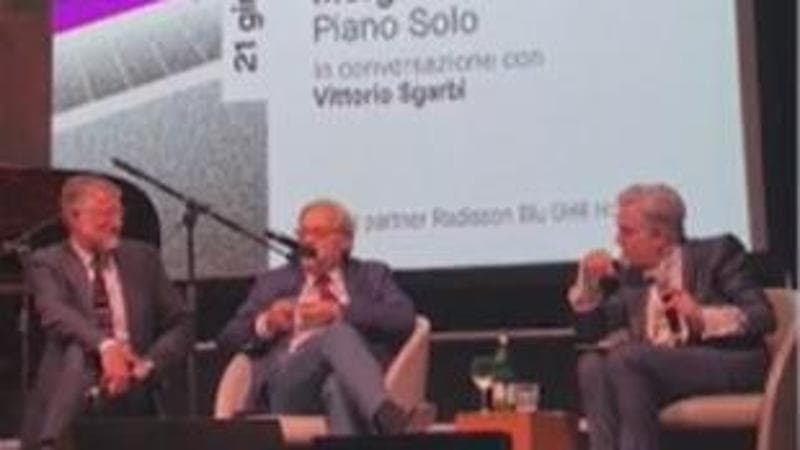 L'evento al Maxxi con Vittorio Sgarbi, Morgan e Alessandro Giuli
