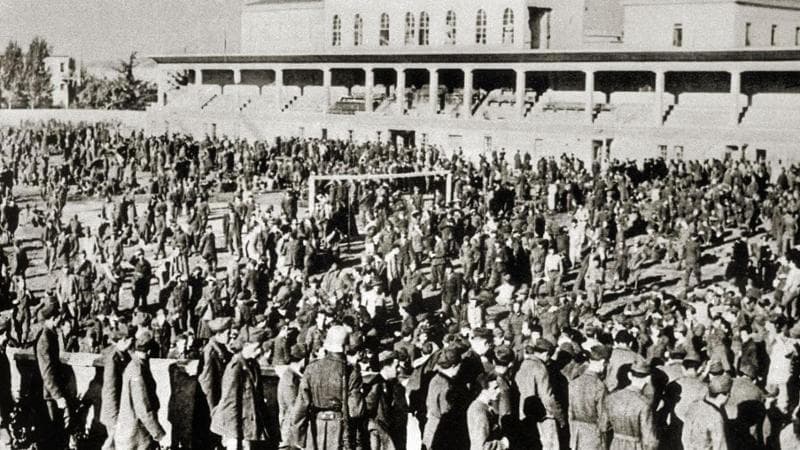 Mio padre e gli altri, prigionieri nei lager nazisti: la resistenza silenziosa dei militari italiani che dissero no alla Repubblica di Salò