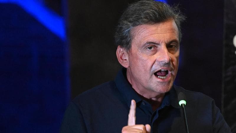 Santanché in Senato, maretta nel Terzo polo. Calenda vuole le dimissioni della ministra. Renzi una linea più soft