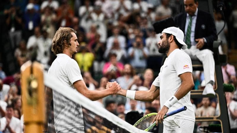 Il saluto a fine match tra Zverev e Berrettini
