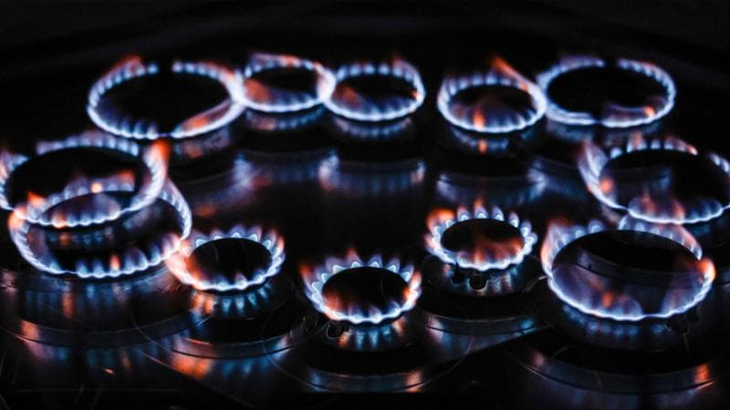 Energia, alert dell’Autorità sui prezzi: “Possibili altre oscillazioni”. Mercato tutelato agli sgoccioli, ma ci sono ancora 9 milioni di italiani