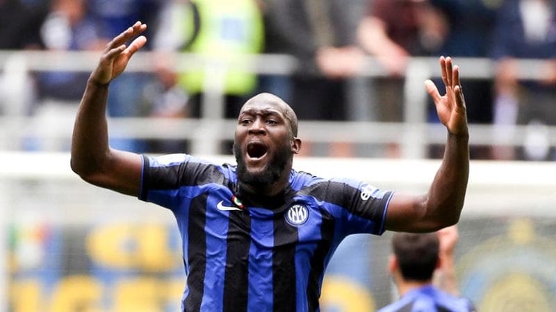Romelu Lukaku
