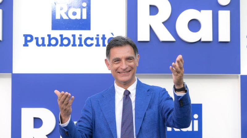 Tiberio Timperi: “So cosa sono freddo e fame. Il cinismo ti fa sopravvivere. E vorrei innamorarmi di nuovo”