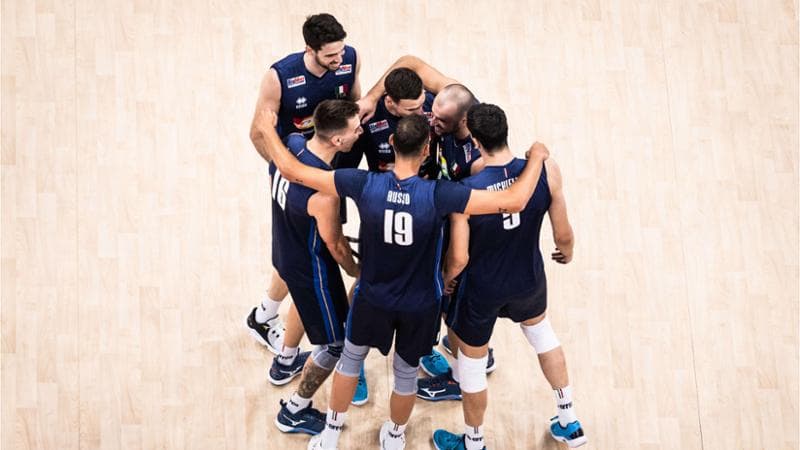 Gli azzurri festeggiano a Danzica (foto volleyballworld)
