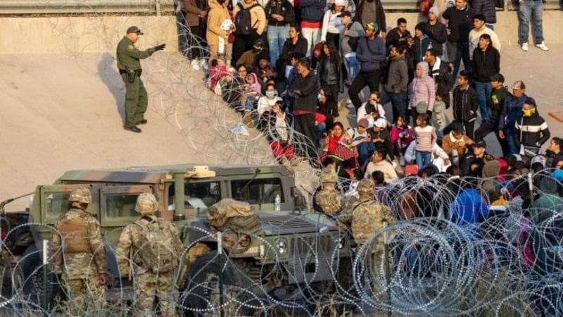 Stati Uniti, aumentano i rischi per le persone migranti, soprattutto al confine tra il Texas e il Messico a causa dell’operazione Lone Star