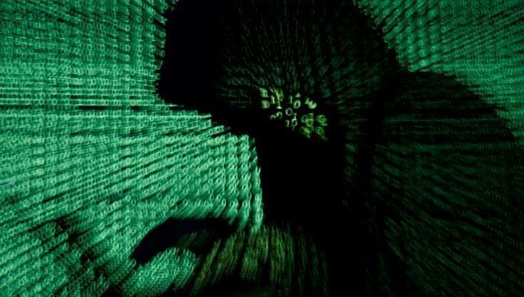 Conflitti digitali, servono i privati