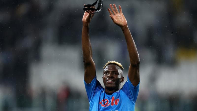 Napoli, la fuga dallo scudetto è finita: Osimhen pronto al rinnovo, l’Arabia è lontana