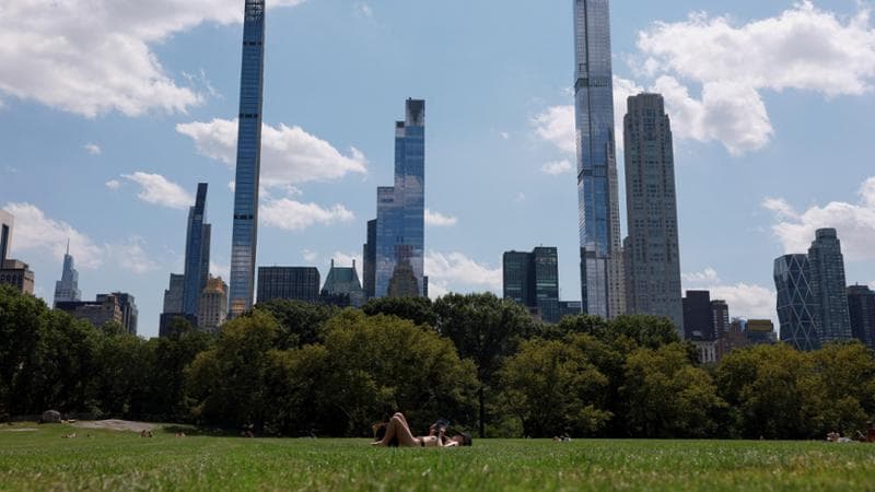 Emergenza caldo negli Usa: da New York al Midwest le città corrono ai ripari