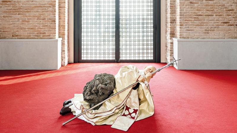 Maurizio Cattelan, La Nona Ora (1999), collezione Fran&ccedil;ois Pinault&nbsp;
