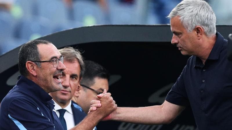 Maurizio Sarri e Jos&eacute; Mourinho
