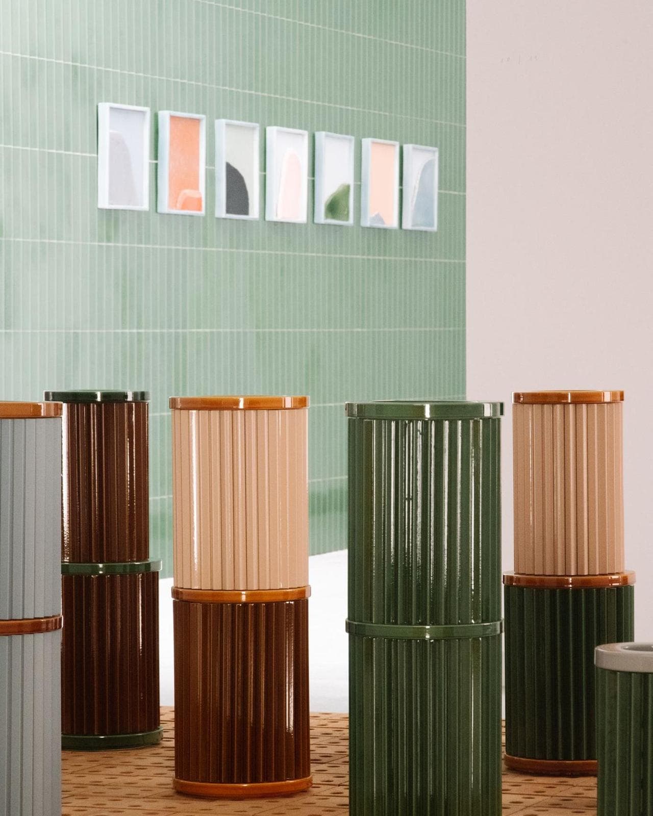 Vasi Rombini prodotti da Mutina e Bitossi (foto&nbsp;Camille Lemonnier)

