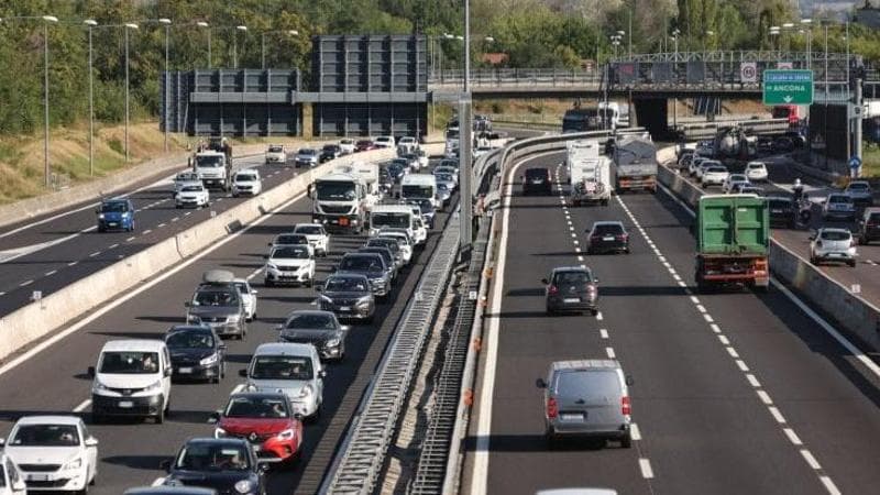 Rc auto e sospensione della polizza, come funzionerà con le nuove norme. Ma c’è il rischio rincari