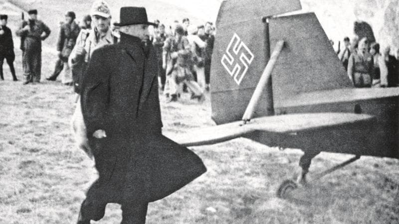 Mussolini in fuga verso la Germania - la Repubblica
