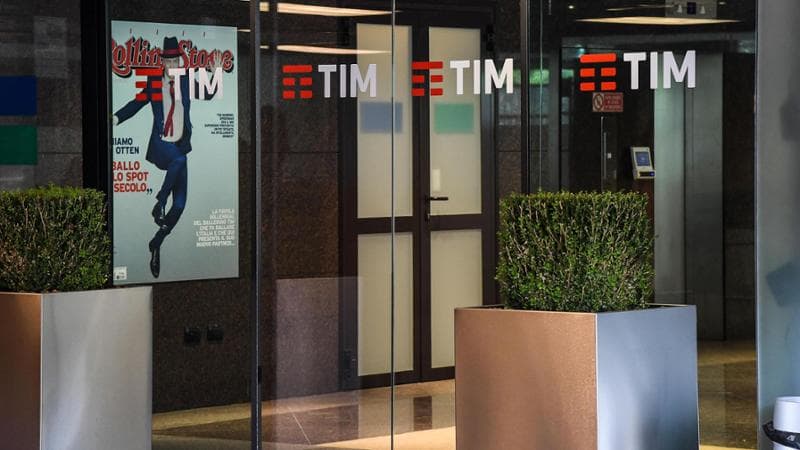 Accordo Mef-Kkr per Tim, un intervento statalista contro i mercati