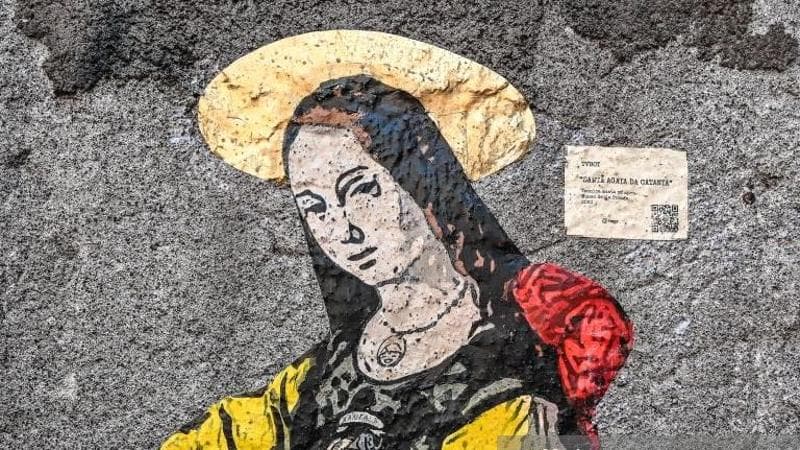 La patrona Sant&rsquo;Agata&nbsp;al mercato del pesce di Catania nel murale di&nbsp;TV-Boy
