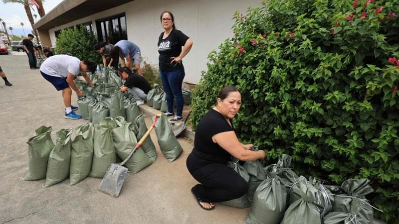 Usa, l’uragano Hilary declassato a categoria 1: Messico e California si preparano all’impatto catastrofico